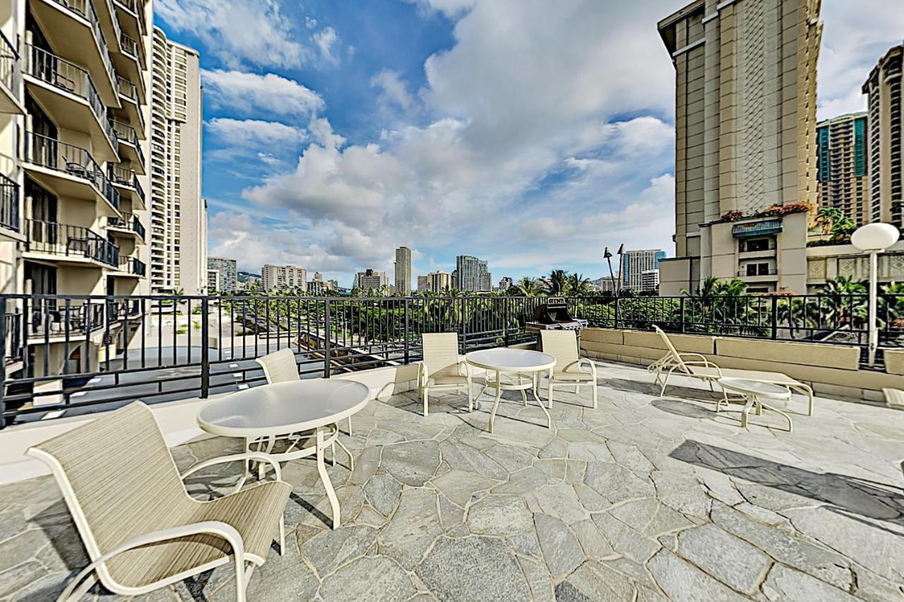 Ferienwohnung Aqua Palms Waikiki Ocean View Lanai Parking Included Honolulu Exterior foto